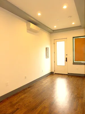 Rented by Rennit Inc. | media 38