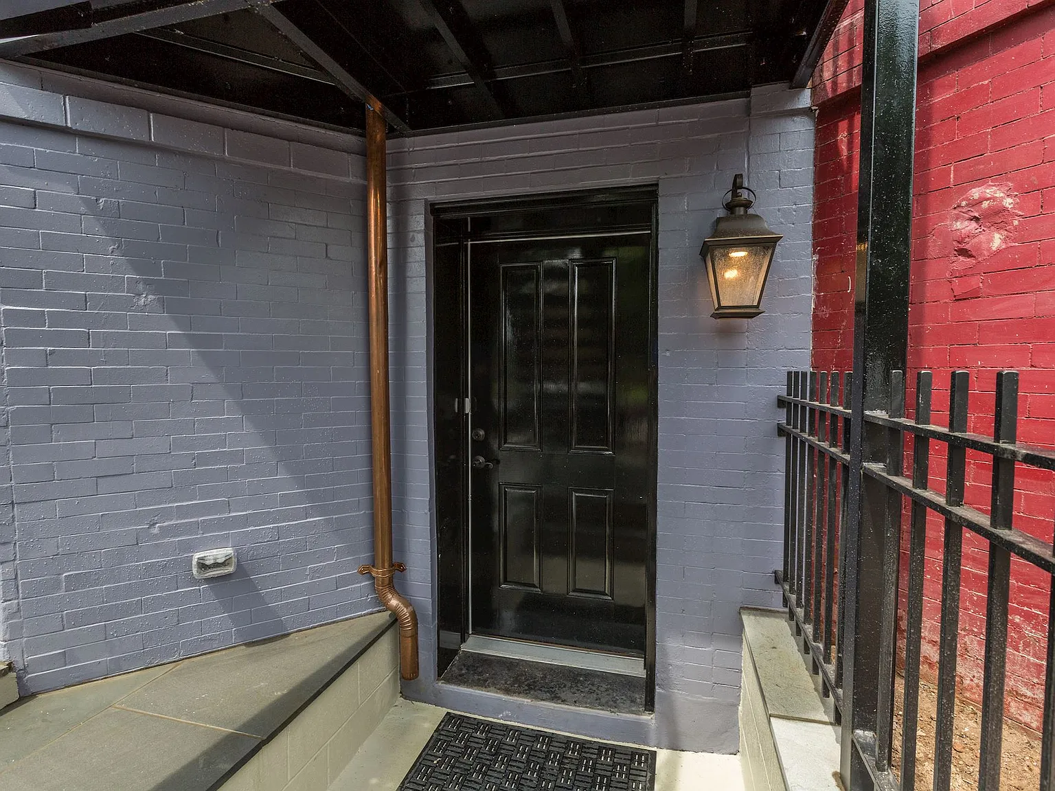 2 bed, 880 sqft, $2,950 — Photo 2