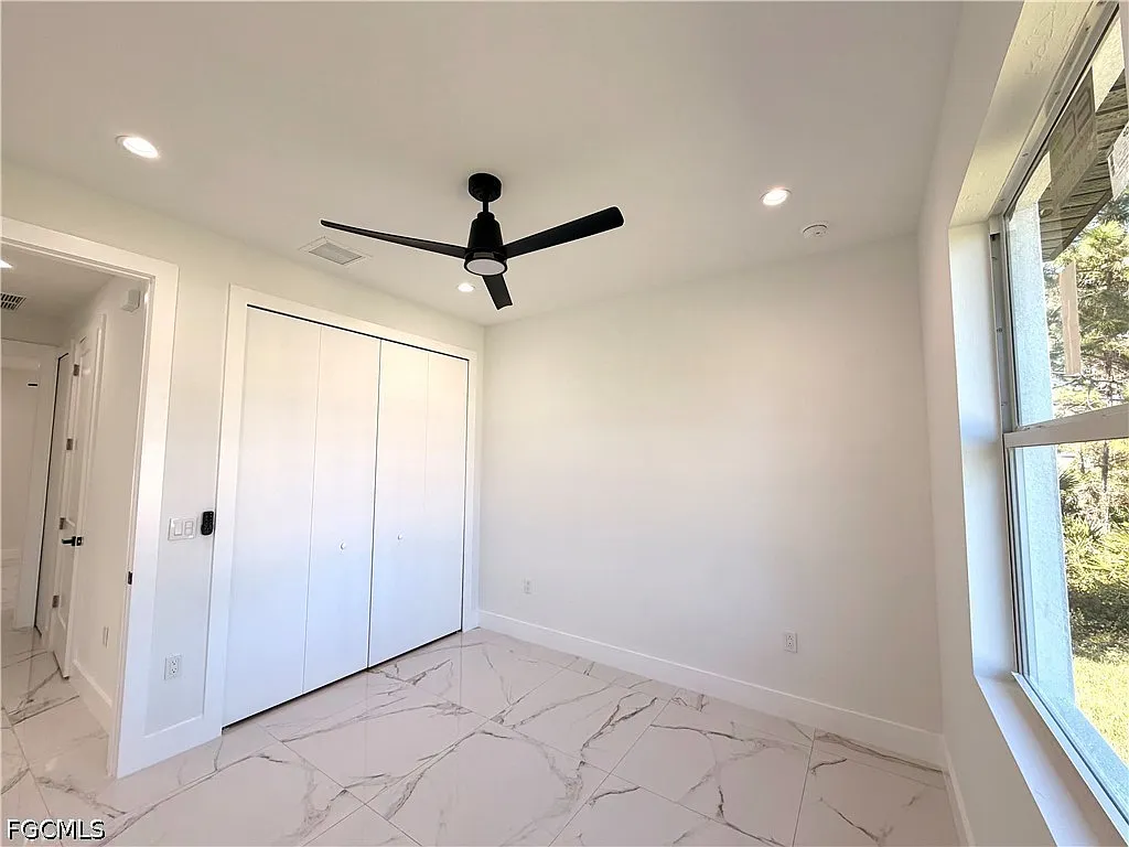 3 bed, 2.0 bath, 1534 sqft, $2,000 — Photo 4