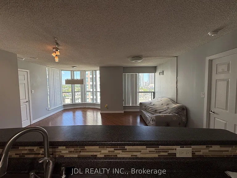 23 Lorraine Dr #1012 — Photo 17