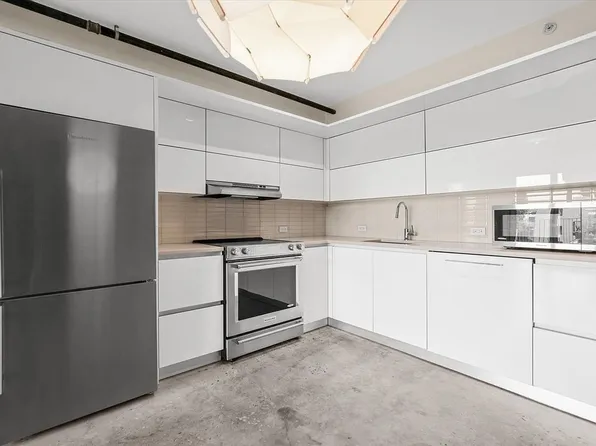 651 New York Ave APT 503, Brooklyn, NY 11203