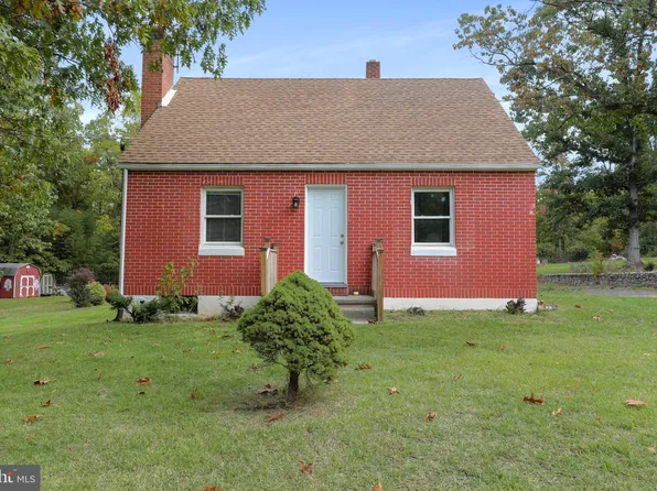 21834 White Oak Rd, Hagerstown, MD 21740