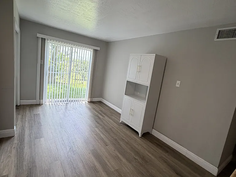 2904 Prairie Flower Cir #A — Photo 11