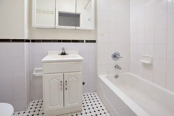 Rented by Corcoran | media 7