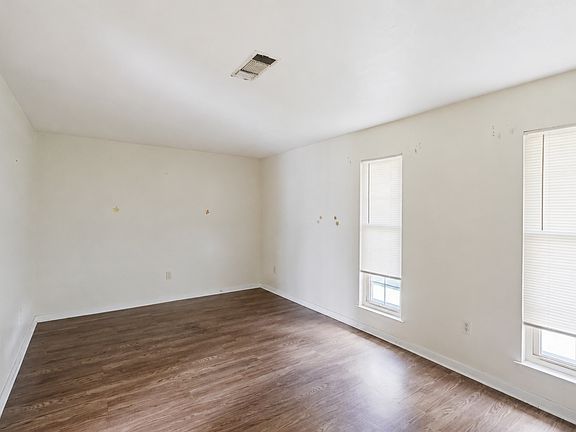 5th image of 6513 Abraham Lincoln Dr