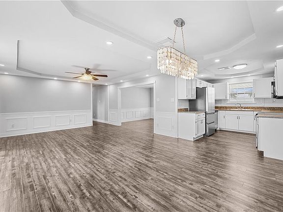 5th image of 4752 Shalimar Dr