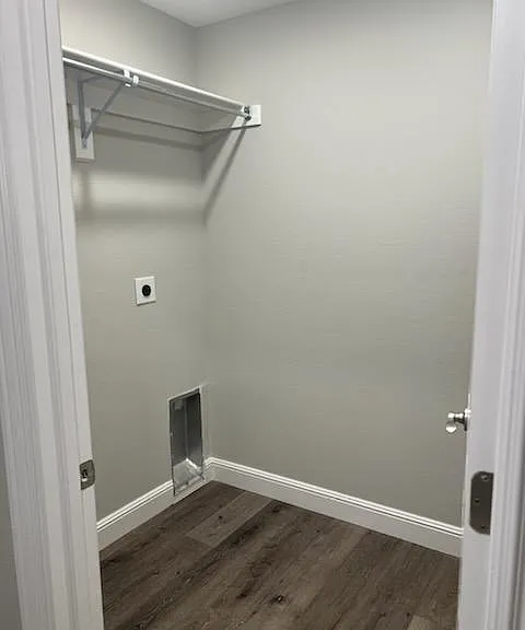 1123 S Porter Ave — Photo 5