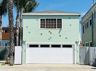 715 E 1st St, Long Beach, CA 90802