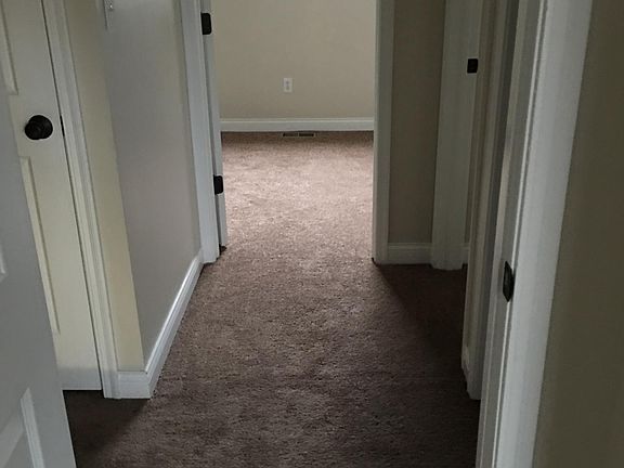 5th image of 2949 Rushbury Dr