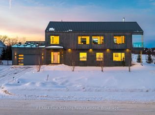 126 Courchevel Cres, The Blue Mountains, ON L9Y0Z8