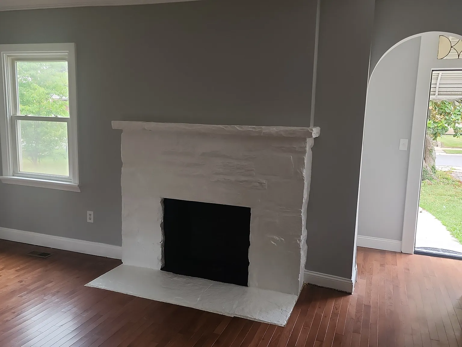 3 bed, 1.5 bath, 1664 sqft, $2,400 — Photo 4