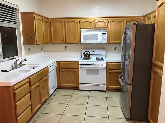 4th image of 7937 Kelvedon Way