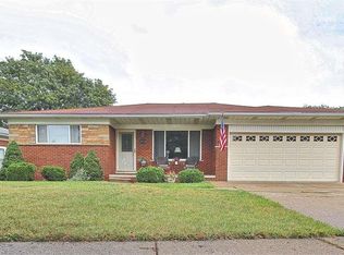 29710 Norma Dr, Warren, MI 48093