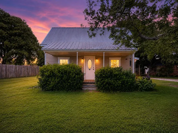 302 Tower Rd, Rio Vista, TX 76093