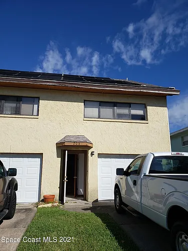 206 Pierce Ave Photo 1