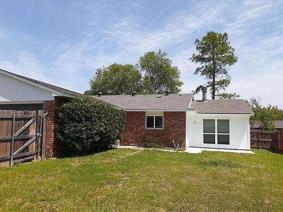 2nd image of 9022 Millwood Dr