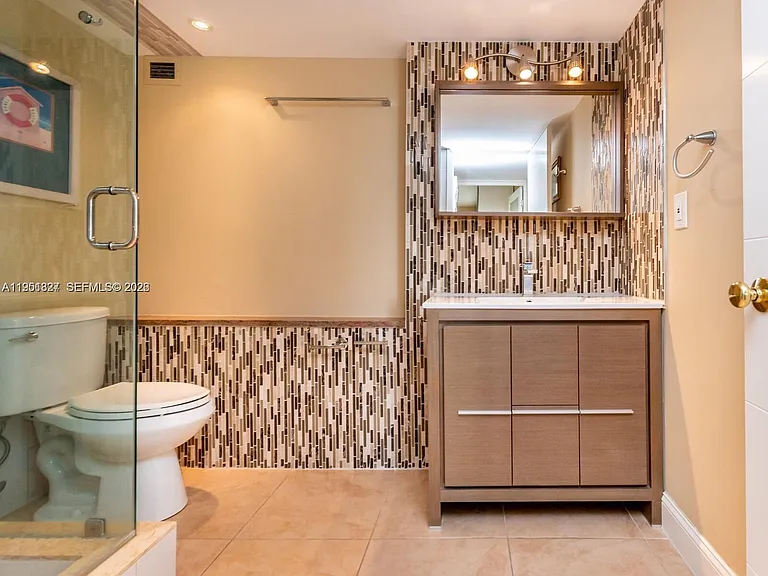 1410 S Ocean Dr #905 — Photo 8