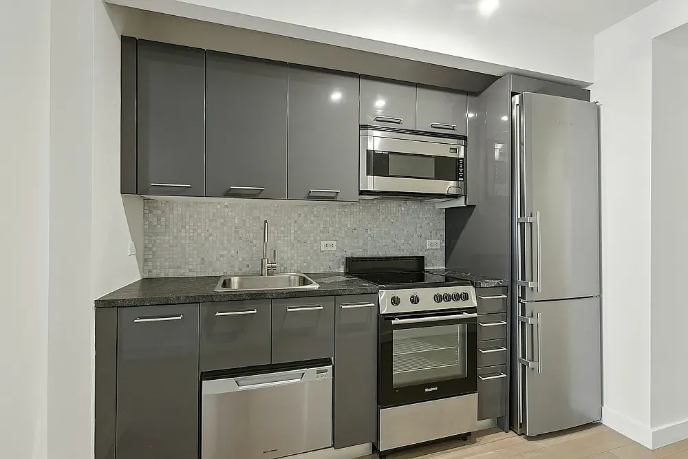 20 Exchange Place — Photo 3