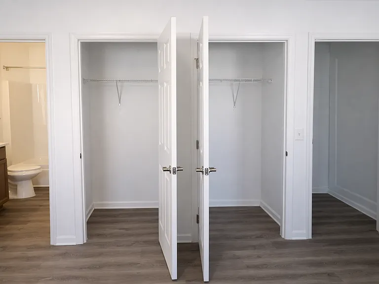 College Place Apartments — Photo 21