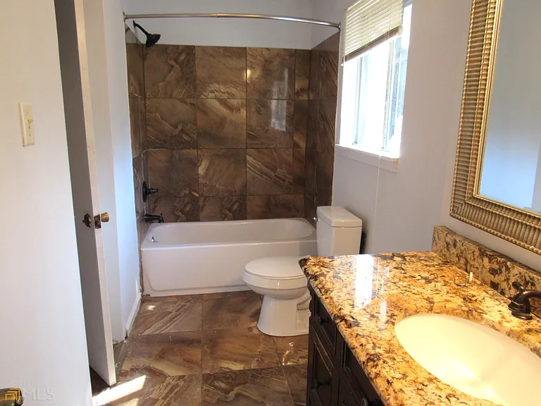 8337 Holly Dr — Photo 5