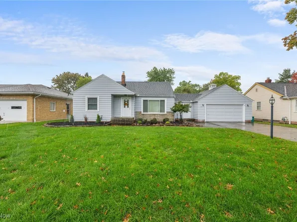 14095 Shawnee Trl, Middleburg Heights, OH 44130
