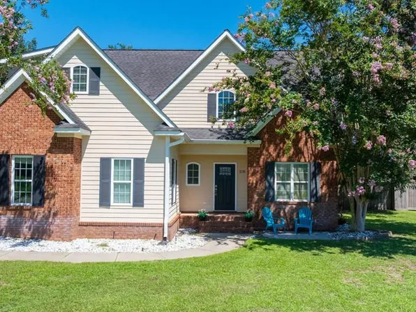 106 Slash Pine Ln S, Thomasville, GA 31757