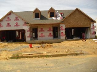 7696 Barrow Dr #52, Lower Macungie Township, PA 18062