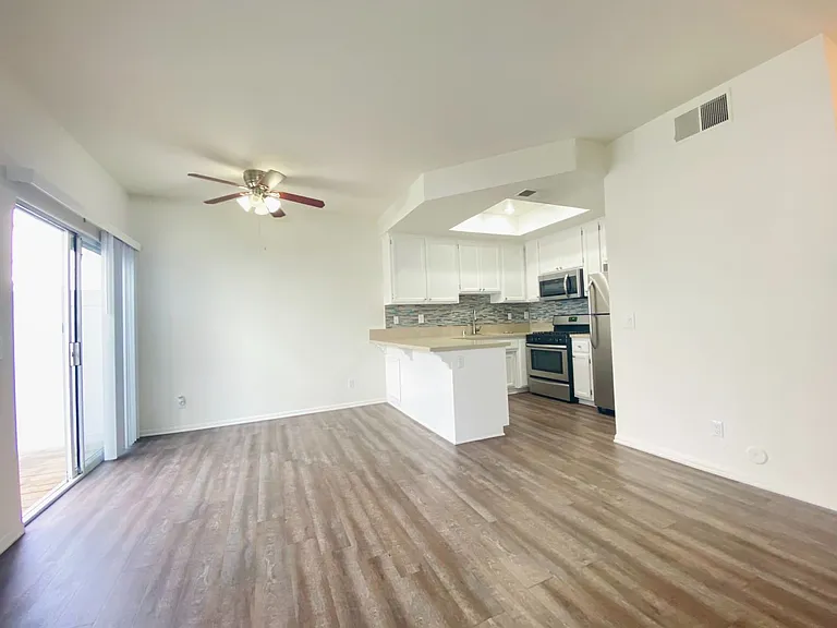 Casa Townhomes — Photo 11