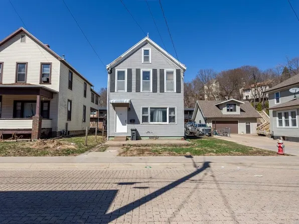 351 Dorgan Pl, Dubuque, IA 52001