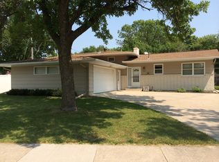 2961 3rd St N, Fargo, ND 58102