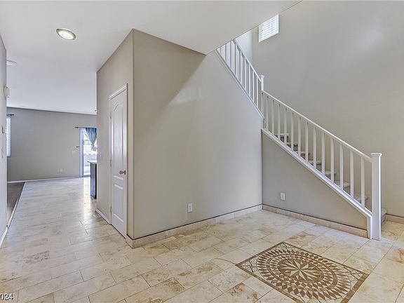 3rd image of 10622 Sand Mountain Ave