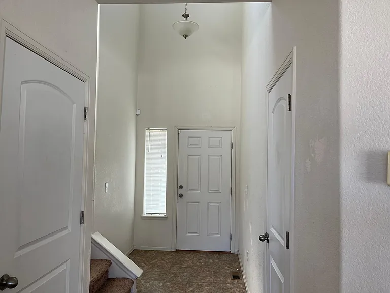 4885 Wisconsin Ave — Photo 6