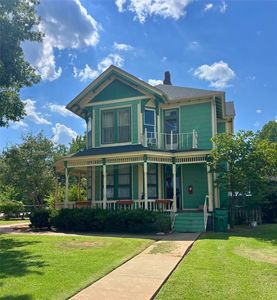 213 S Pecan St, Henrietta, TX, 76365