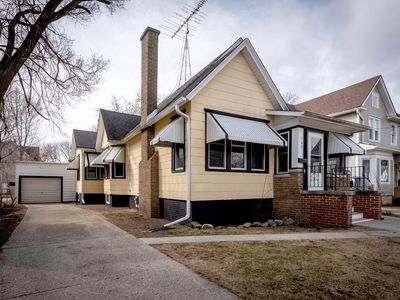 1621 61st STREET, Kenosha, WI, 53143