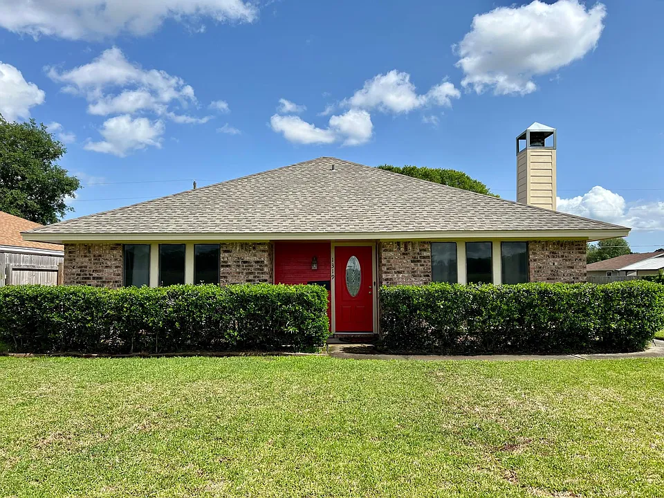 1319 Canal Ave