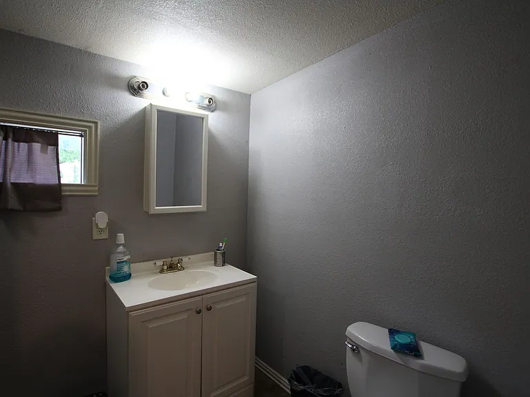 2104 Sunnybrook Dr — Photo 12