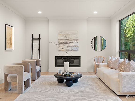 2nd image of 19744 35th Avenue NE