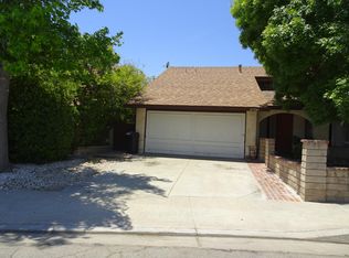27541 Saffron Ln, Santa Clarita, CA 91350