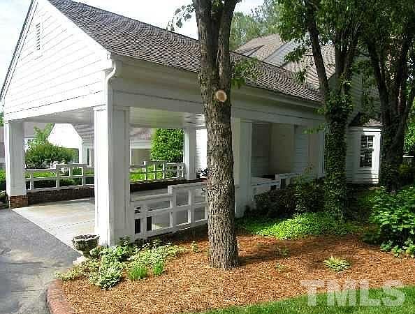 2nd image of 100 Schaffer Close