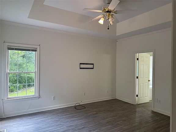 5th image of 125 Arlington Trce