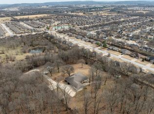 3231 N Kendall Dr, Fayetteville, AR 72704