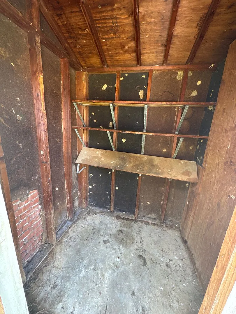 Spacious & Updated Duplex in a Convenient Lebanon Location! — Photo 4