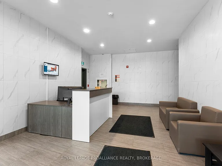 652 Princess St #315 — Photo 22