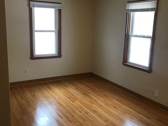 2nd image of 4619 Emerson Ave N