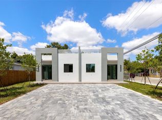 6852-6850 NW 4th Ave, Miami, FL 33150