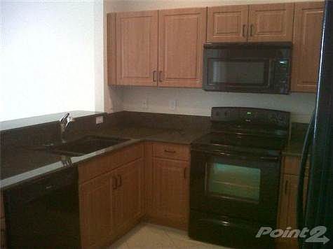 4th image of 8223 SW 29th St #103
