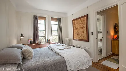 Rented by Garfield Realty 