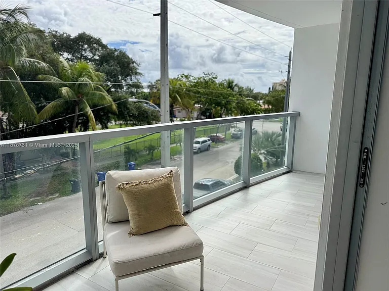 13800 Highland Dr #307 — Photo 18