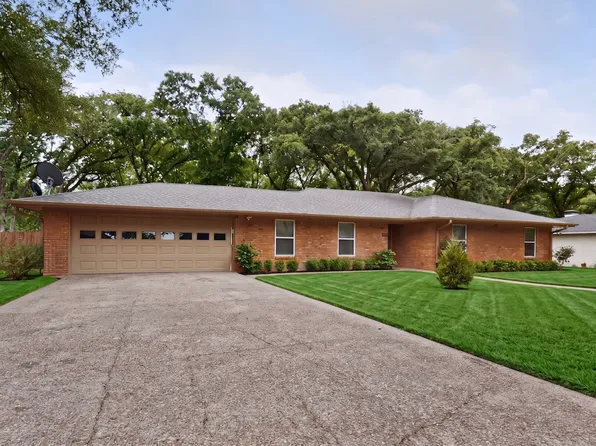 1413 Bowie Cir, Corsicana, TX 75110