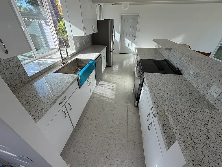2439 Thaddeus Dr — Photo 21